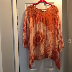 Women’s Plus Size Tie Dyed Top